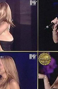 Mariah Carey giving us all