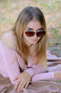 Dakota Pink Unhooks Her Bra To Fully Expose Her Beautiful Big Breasts