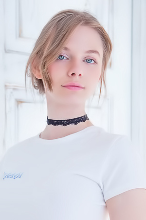 Siya Sexy Teen Angel With Nice Tits