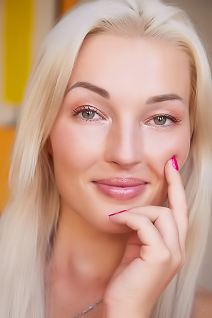 Lovita Fate Offers An Irresistible Rear View