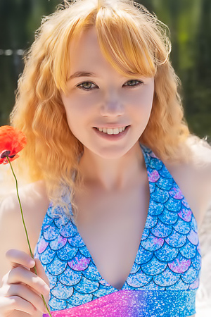 Erika Fox Goes Face Down Booty Up For An Intimate Rear View