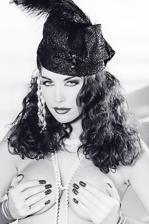 Seana Ryan Penthouse Vault Glamour Highlights Hollywood Hope In 1995