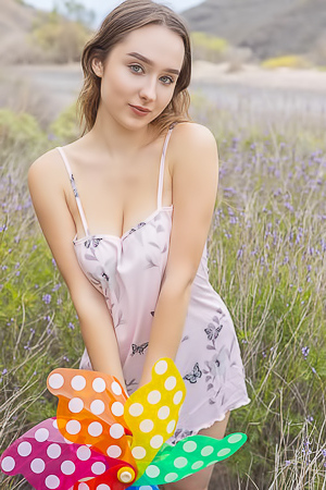 Hairy And Busty Allure Bozhena