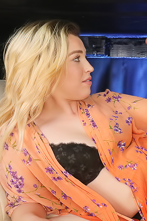 Krystal Kash Rides Chubby Cock Slimy Wet Handjob